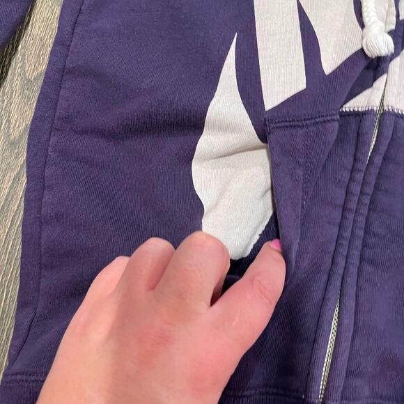 Nike Womens Full Zip Swearshirt Hoodie Spell Out Big Swoosh Plum Purple Small - Picture 3 of 7